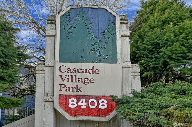 Building Photo - Spacious 2-Bed, 2-Bath Condo in Prime Ever...
