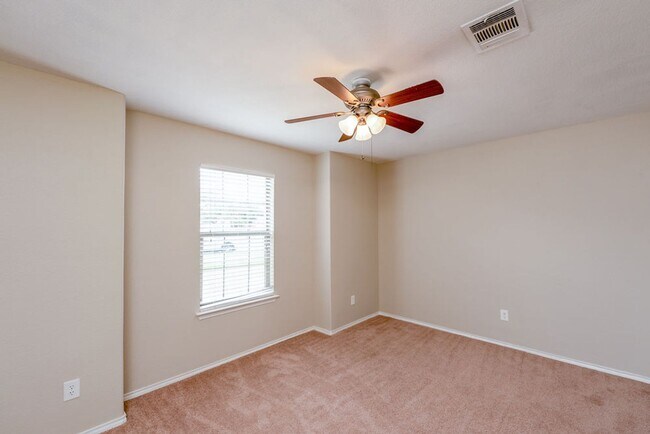 Building Photo - 20309 Dark Tree Cove