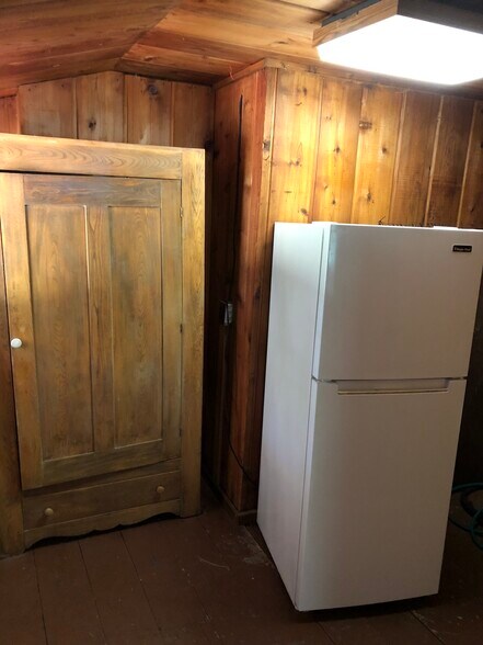 Building Photo - 7990 Paradise Trl