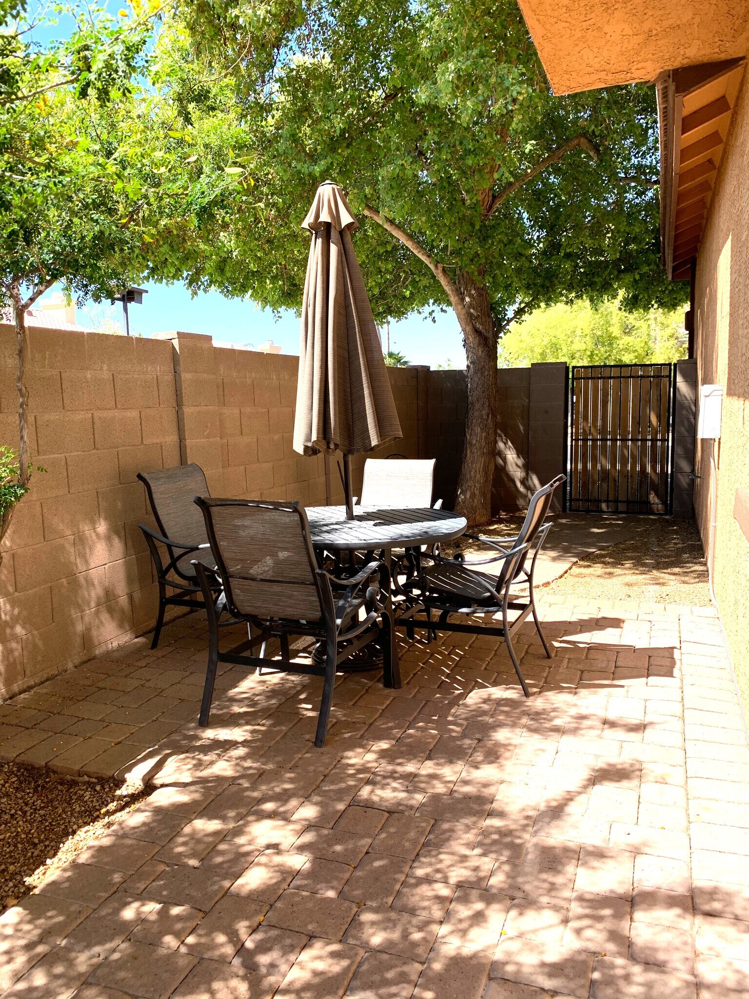 SIDE PATIO - 3708 E Kerry Ln