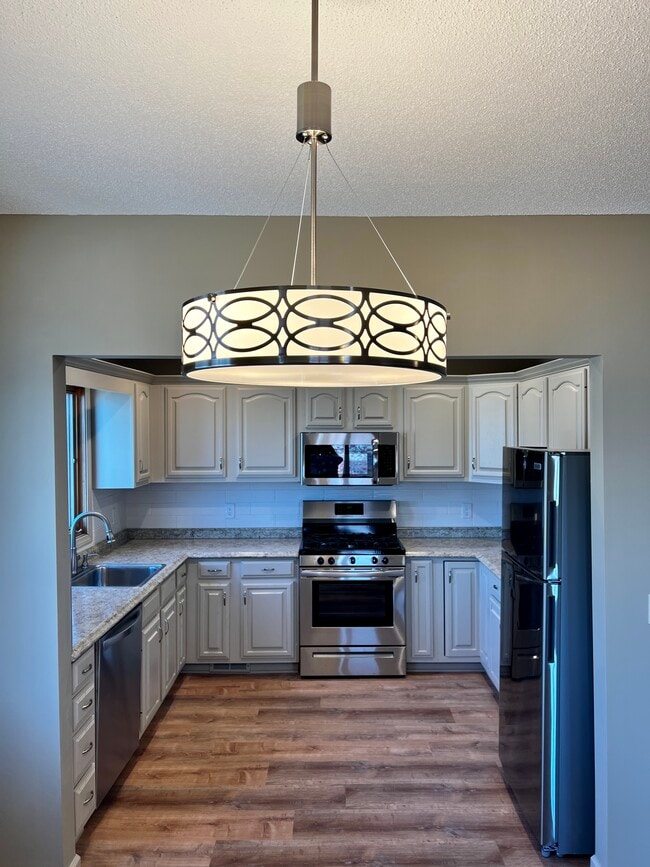 Building Photo - 310 Joe McCarthy Dr