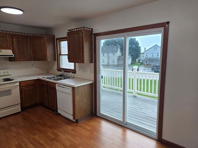 Building Photo - 1118 Bernice Dr