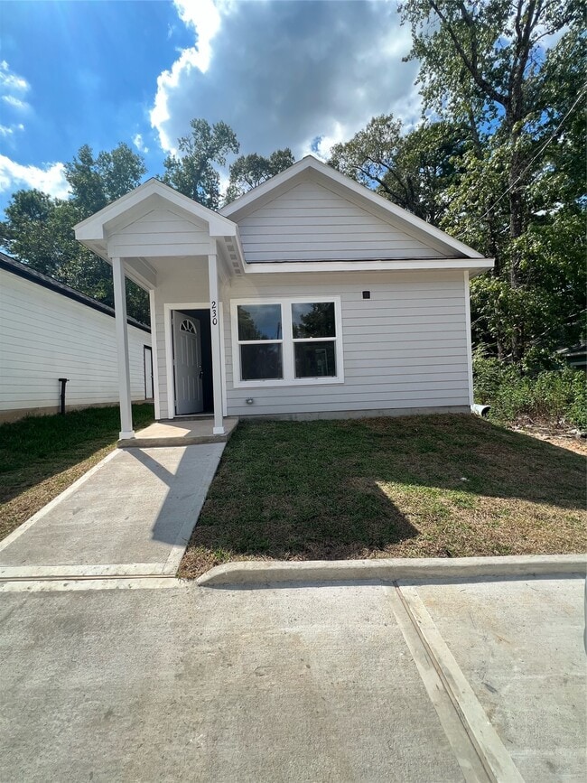 Building Photo - 230 Northlawn St
