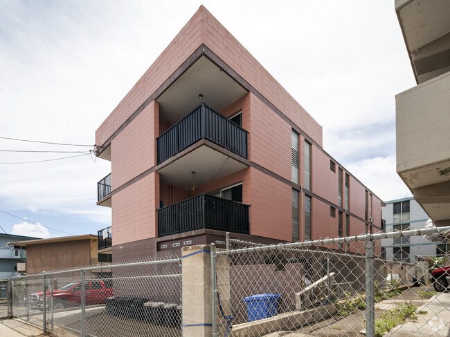 Primary Photo - 94-122 Pupukahi St