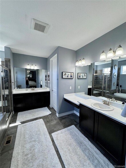 Building Photo - 25447 E Arbor Dr