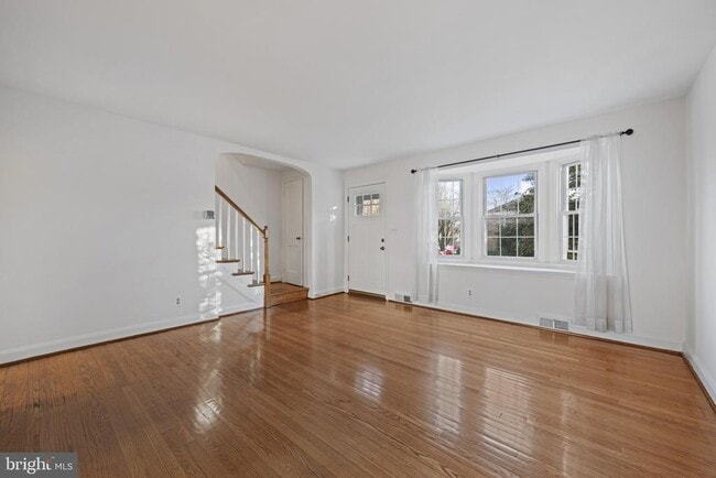 Building Photo - 132 Overbrook Rd