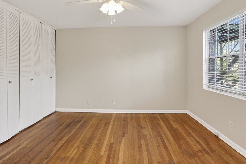 Building Photo - 463 Medlock Rd