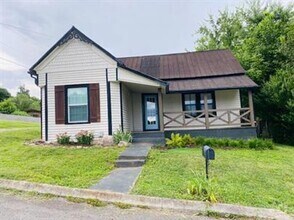 Building Photo - Loudon 37774 - 2 bedroom, 1 bath home - Co...