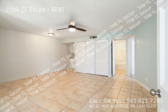 Building Photo - 2104 SE Edler Dr