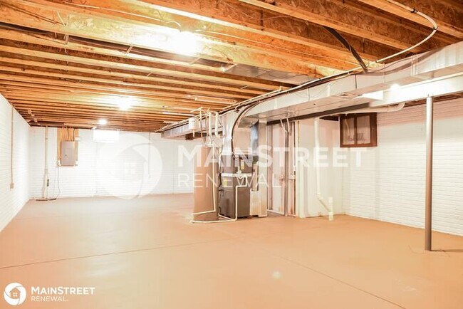 Building Photo - 146 POE AVE, LITHOPOLIS, OH 43136