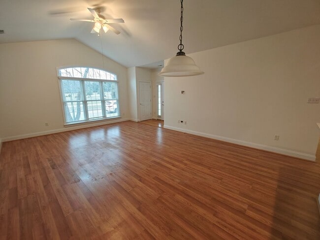 Building Photo - 2117 Old Homestead Pl