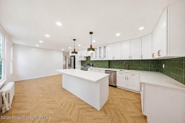 Building Photo - 1312 N Washington Ave
