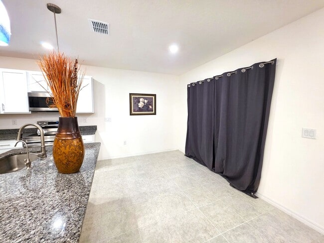 Building Photo - Vero Beach Rentals. Vero Beach Rent, LLC and Property Management Company