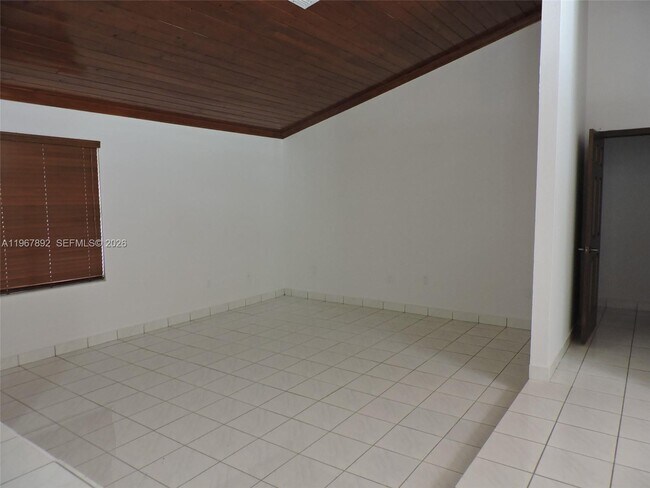 Building Photo - 10753 SW 142nd Ct