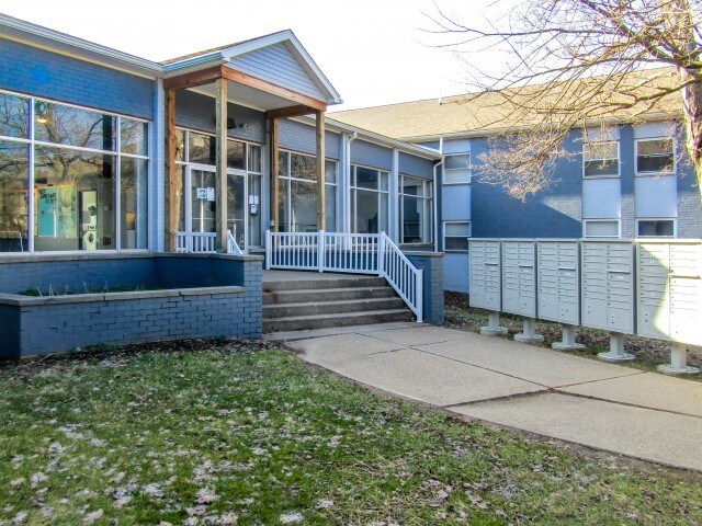 Building Photo - Campus Edge at SRU