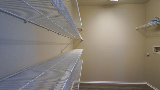 Building Photo - 2028 Wildwood Dr