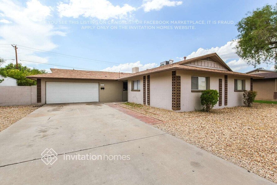 Primary Photo - 5746 N 41st Dr