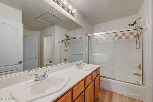 Building Photo - 8031 Pavarotti Ave