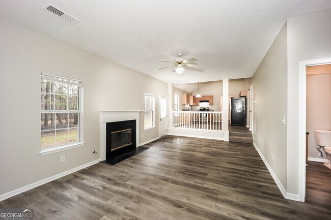 Building Photo - 7030 Mahogany Dr