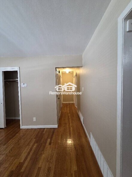 Building Photo - 3104 Wheaton Ave