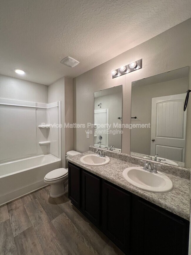 Building Photo - 6402 Churchill Cir