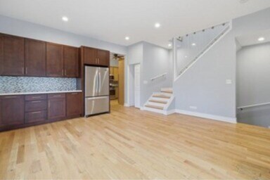 Building Photo - 4545 Lawndale Ave