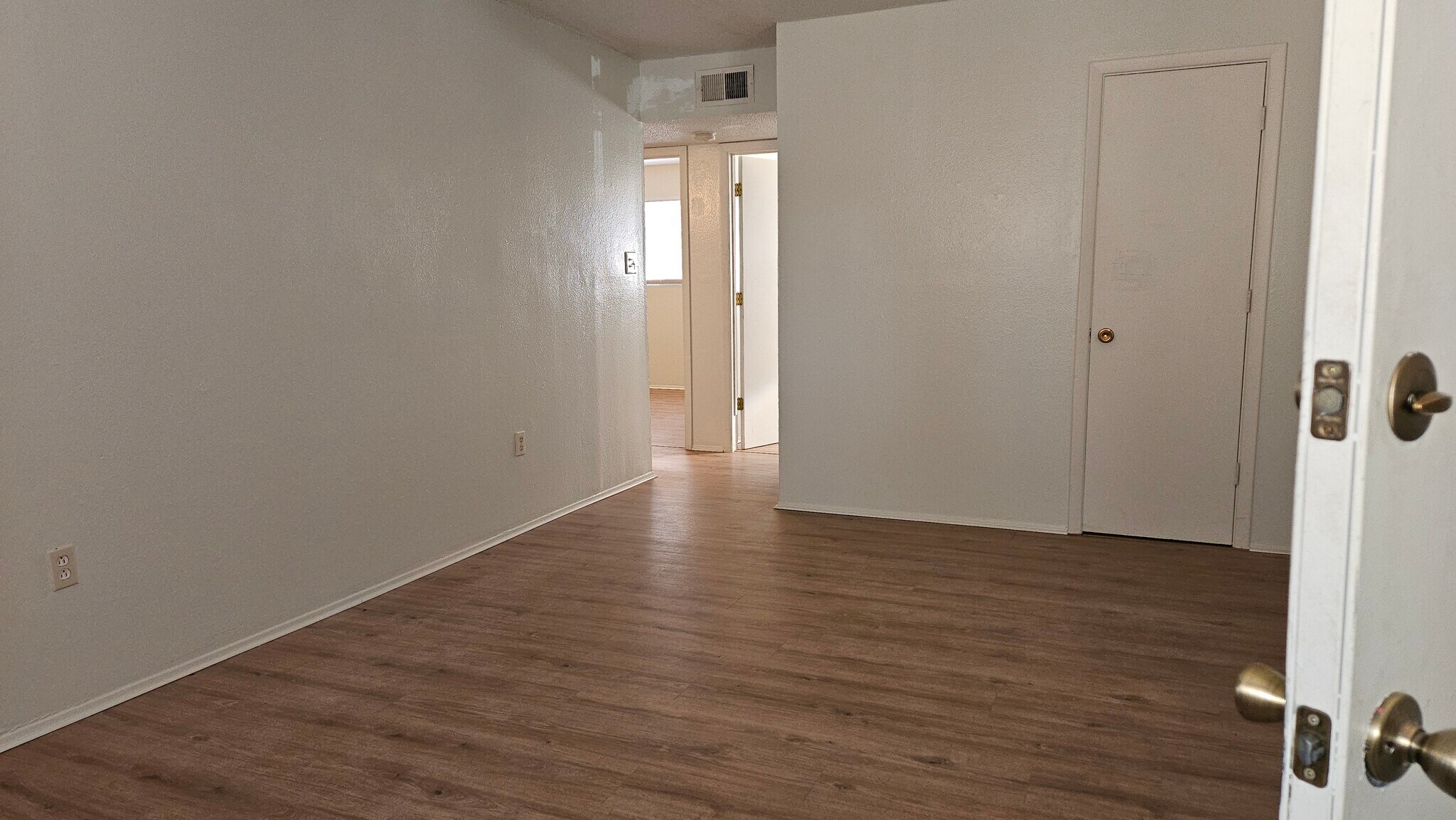 View toward bedrooms - 544 Chama St SE