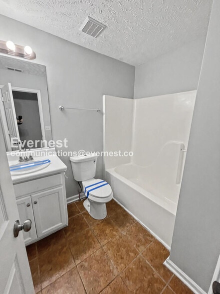 Building Photo - 4864 Nina Marie Ave