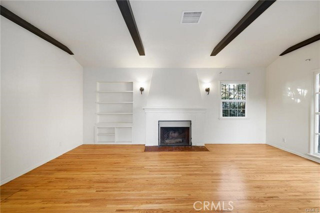 Building Photo - 1283 S Dunsmuir Ave