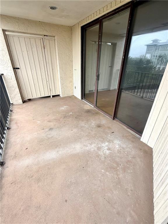 Building Photo - 1 Marina Dr