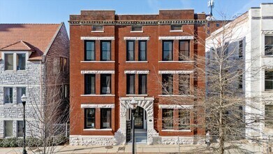 Building Photo - 713 Market St