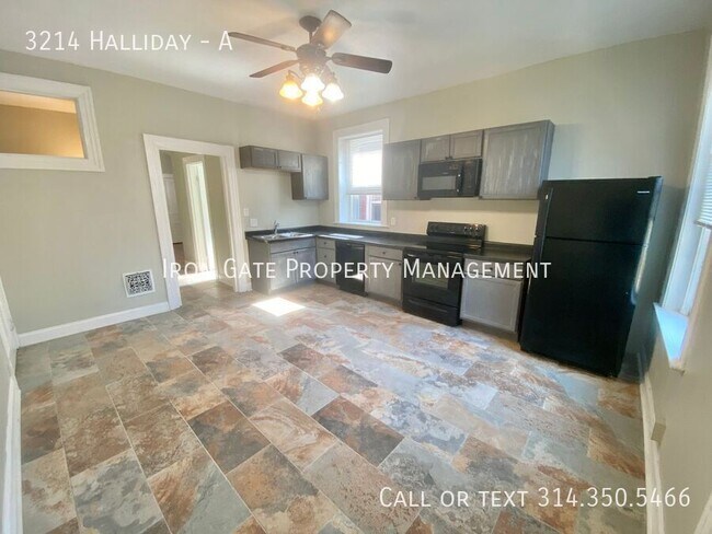 Building Photo - 3214 Halliday-A