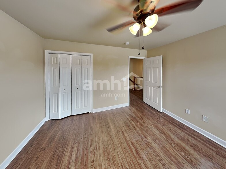 Building Photo - 3016 Sommette Dr