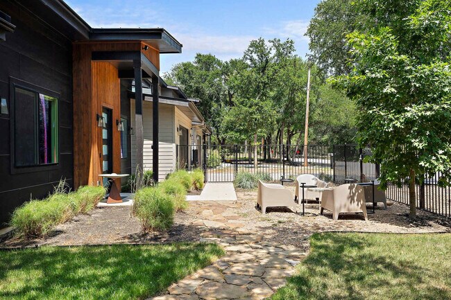 Building Photo - 3608 Pennsylvania Ave