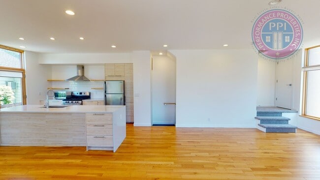 Building Photo - gre8437