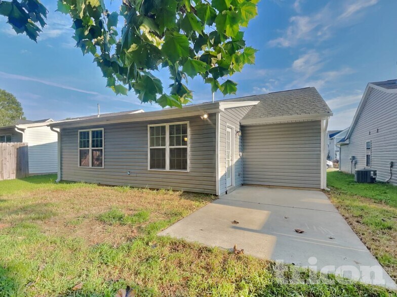 Building Photo - 5433 Misty Hill Cir