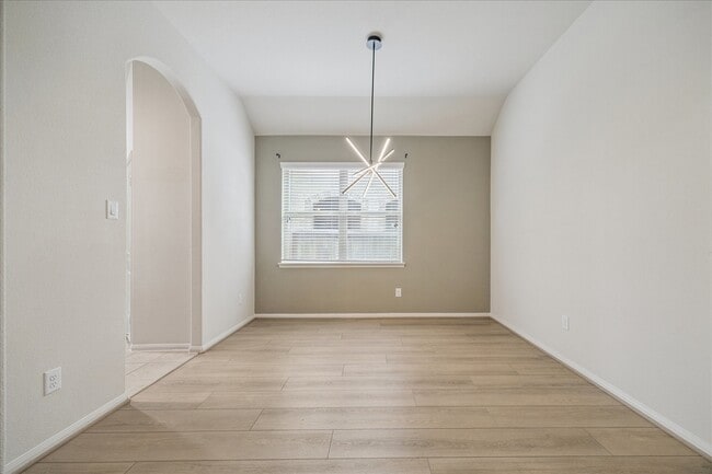 Building Photo - 10914 Visconti Ct