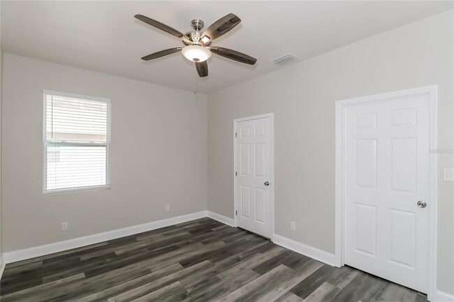 Building Photo - 505 Waller St