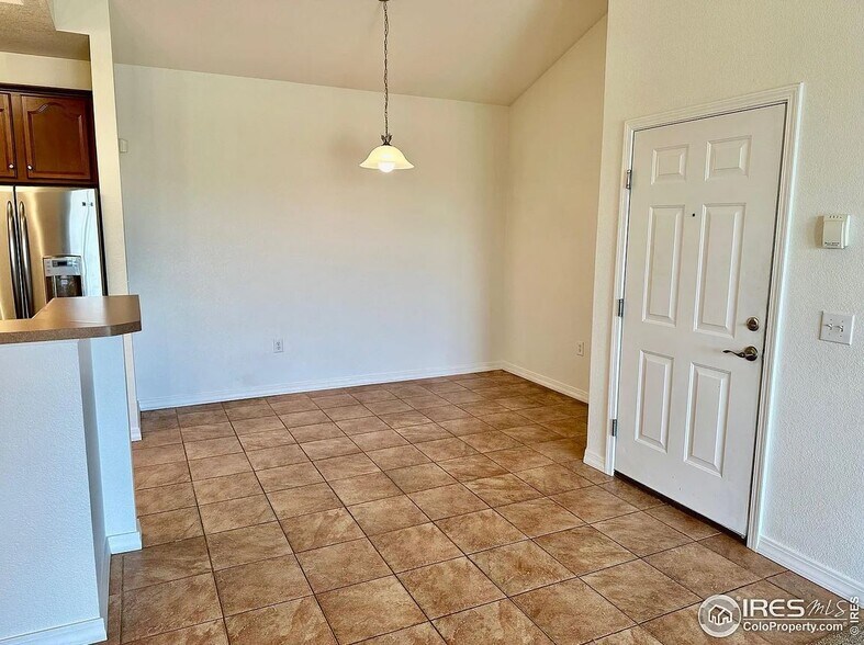 Building Photo - 2133 Krisron Rd