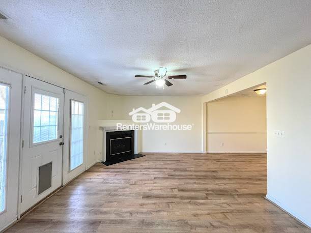 Building Photo - 6212 Heather Glen Dr