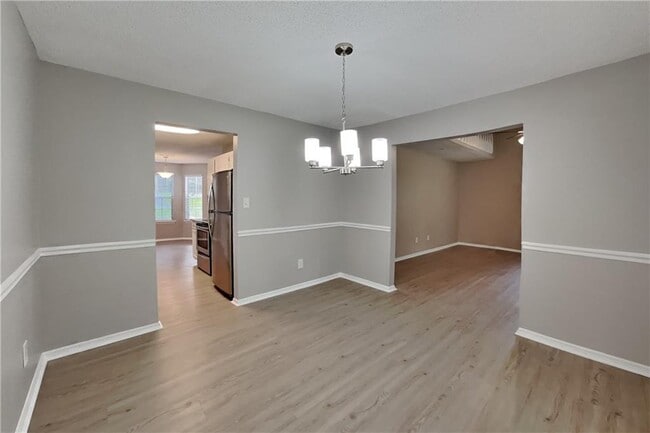 Building Photo - 4015 Sharon Woods Dr