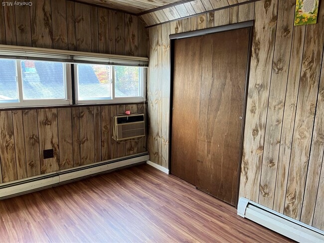 Building Photo - 191 Acre Ln