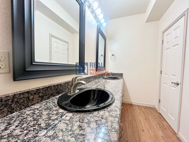 Building Photo - 5094B W 109th Cir