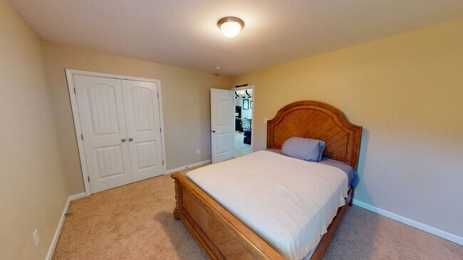 Building Photo - Stylish Two-Story in the dreamy Riverbrook...