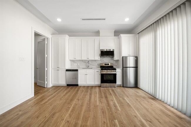 Building Photo - 1839 Colquitt St