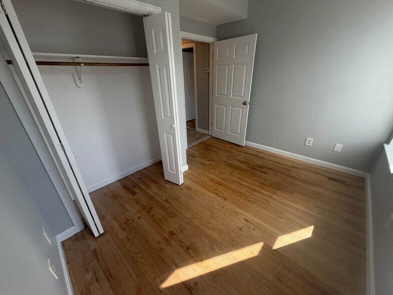 Building Photo - 1429 Tremont St