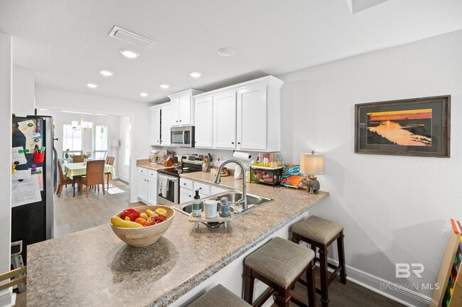 Building Photo - 27461 Elise Ct