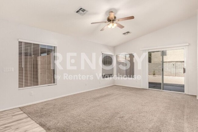 Building Photo - Ideal 3 Br 2 Ba 2 Cg Home Near Loop 303 & Greenway in Surprise!