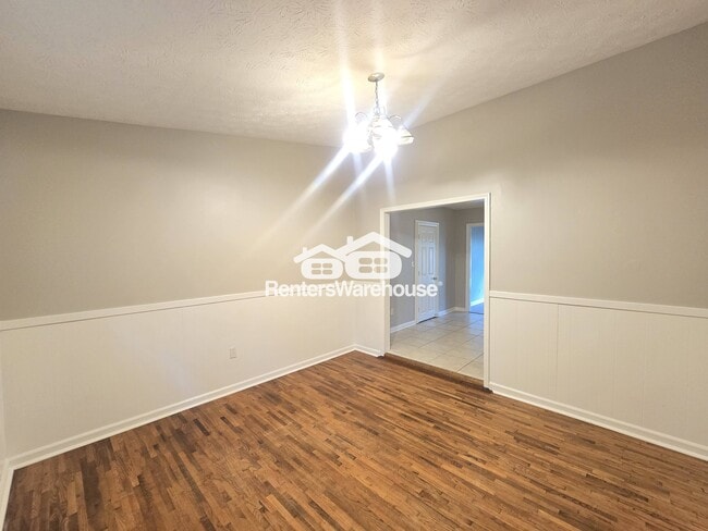 Building Photo - 1593 Tanager Cir