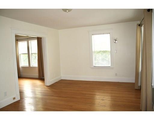 Building Photo - 129-131 Raymond St